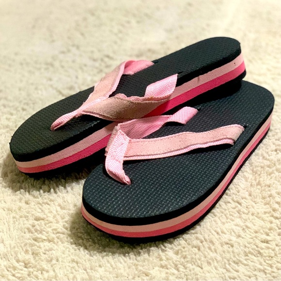 Shoes - Vintage pink and white sandals unisex